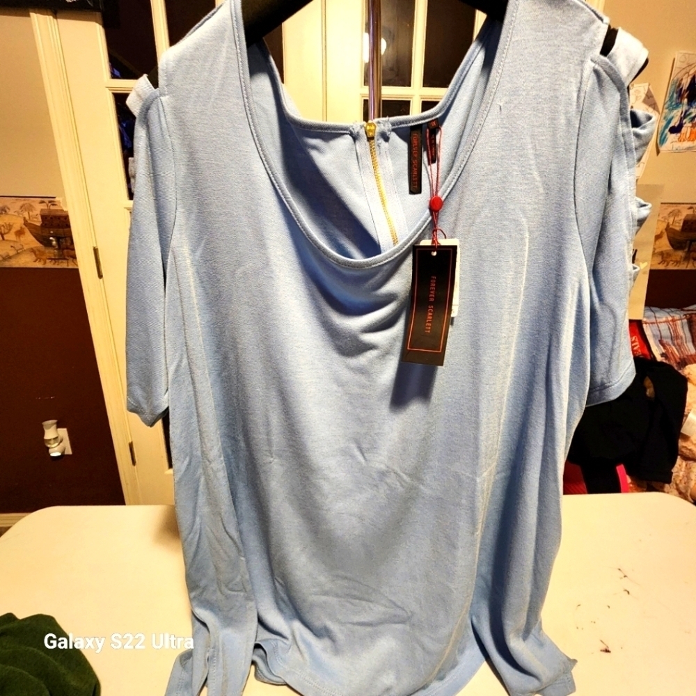 Forever Scarlett NWT Light Blue Mid Sleeve Blouse with Relaxed Fit